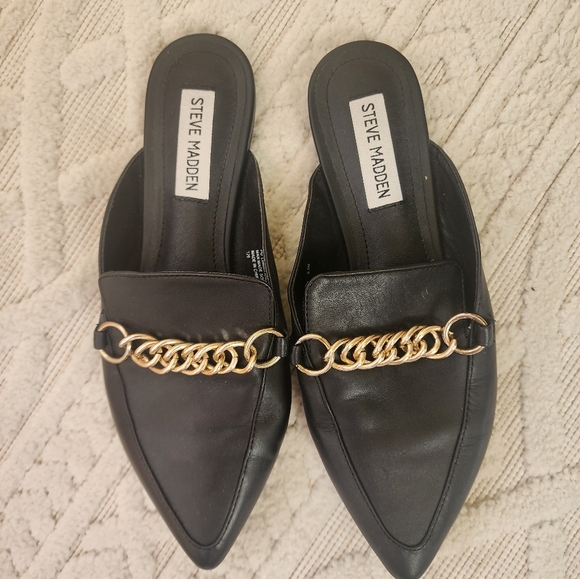 6.5 Steve Madden slip on shoes - Picture 1 of 6